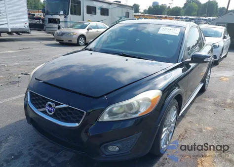 2012 Volvo C30 T5 from USA, damaged, VIN YV1672MK4C2265469
